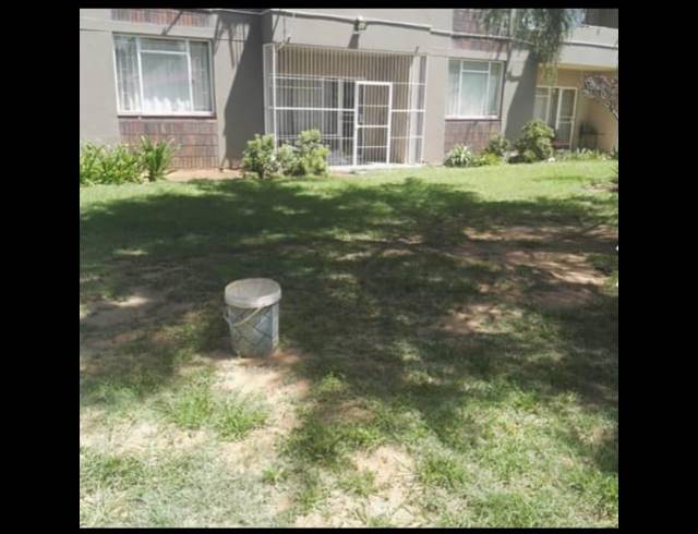 2 BEDROOM FLAT FOR SALE IN SASOLBURG EXT 2